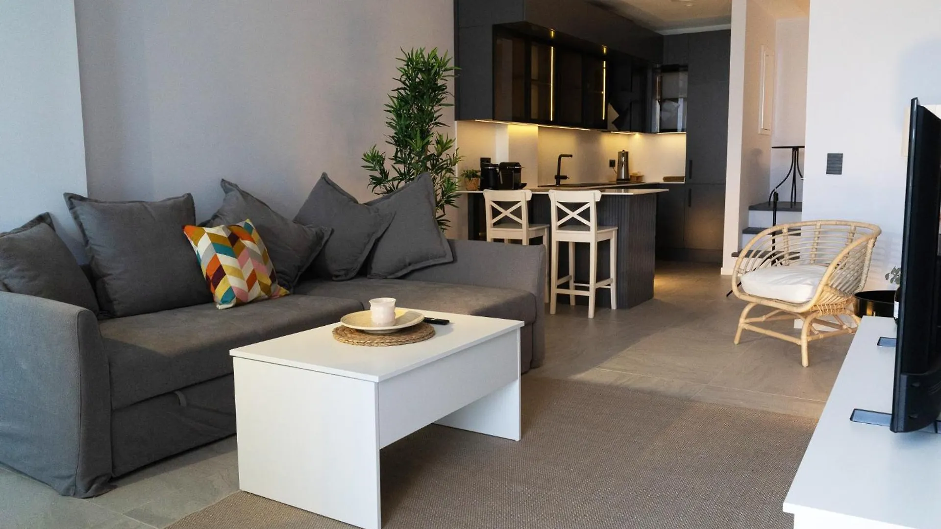 Luxury Seafront Duplex Villa Cesme